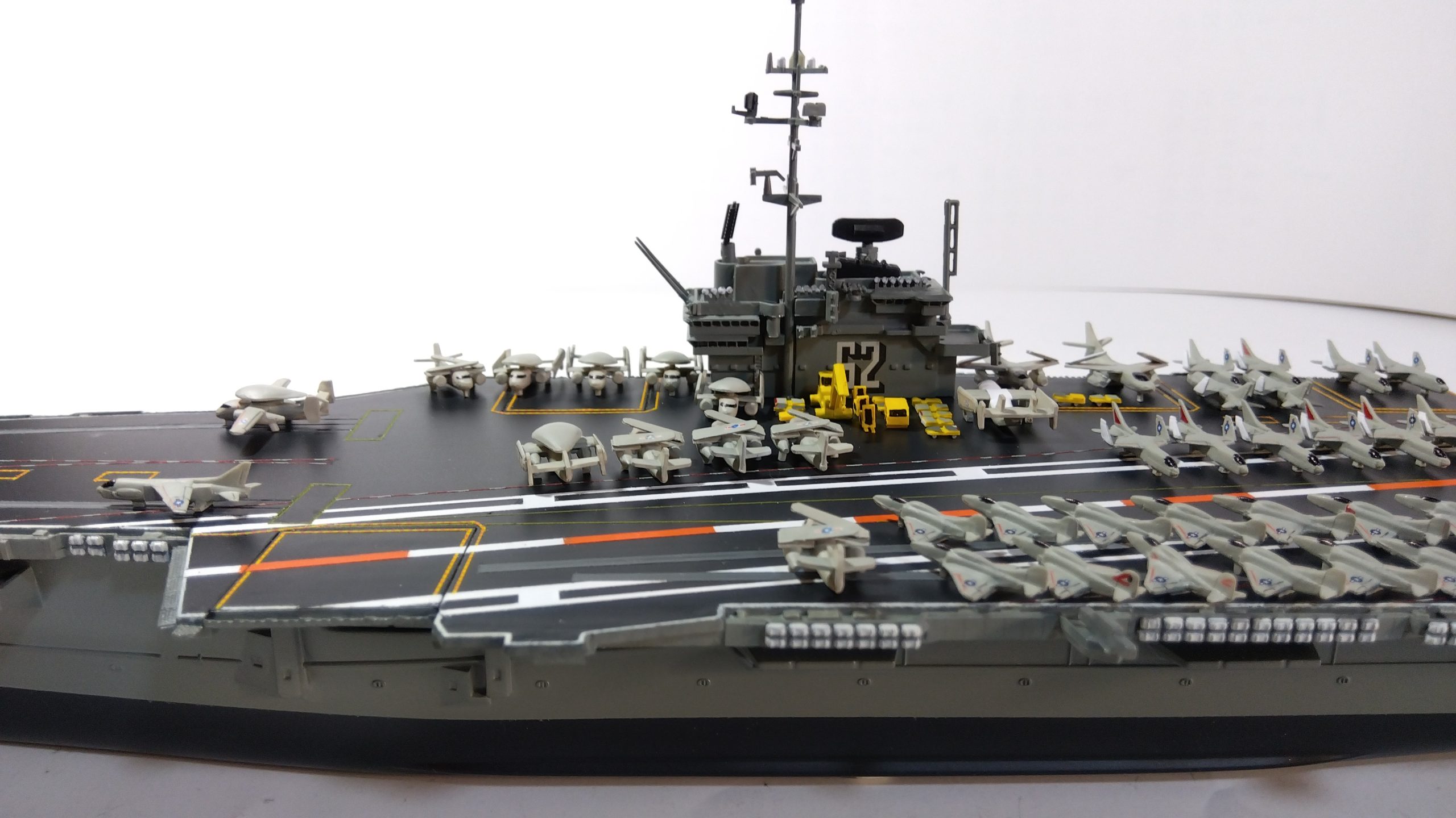 空母インディペンデンスのプラモ艦橋付近画像